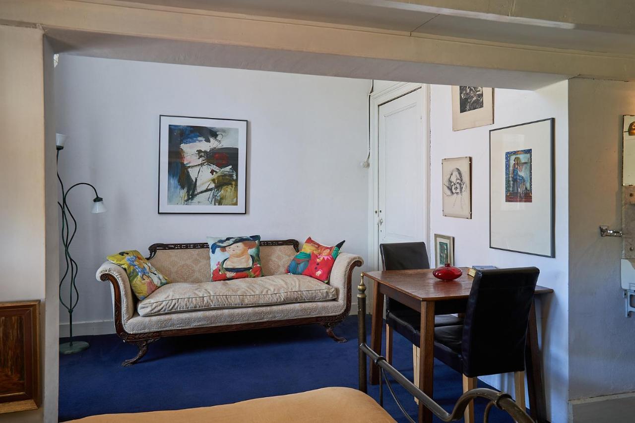 דירן Huis Met De Leeuwenkoppen מראה חיצוני תמונה