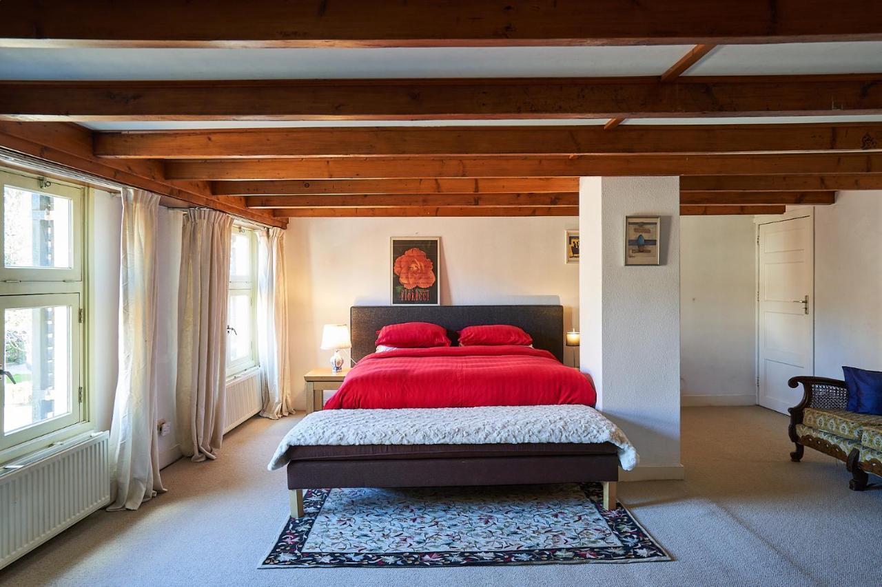 דירן Huis Met De Leeuwenkoppen מראה חיצוני תמונה