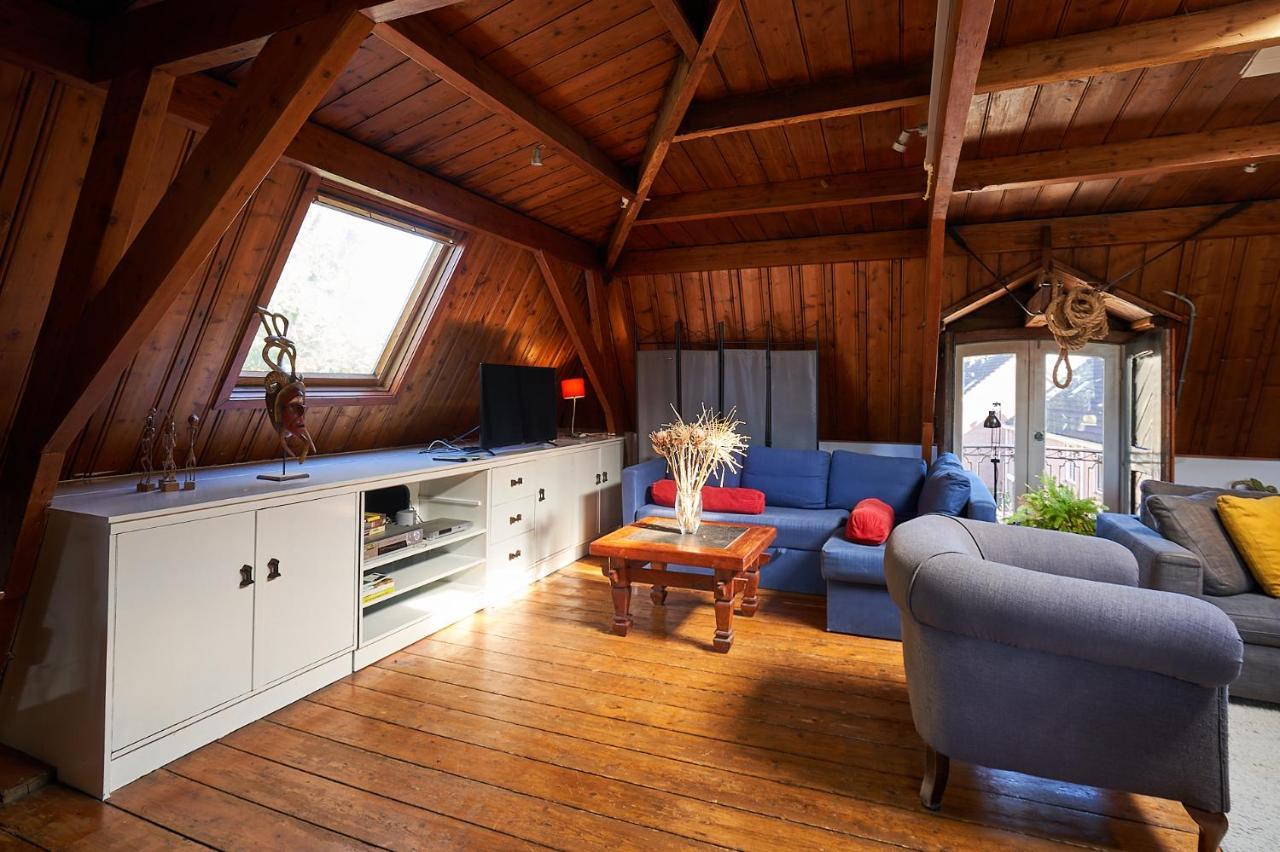 דירן Huis Met De Leeuwenkoppen מראה חיצוני תמונה